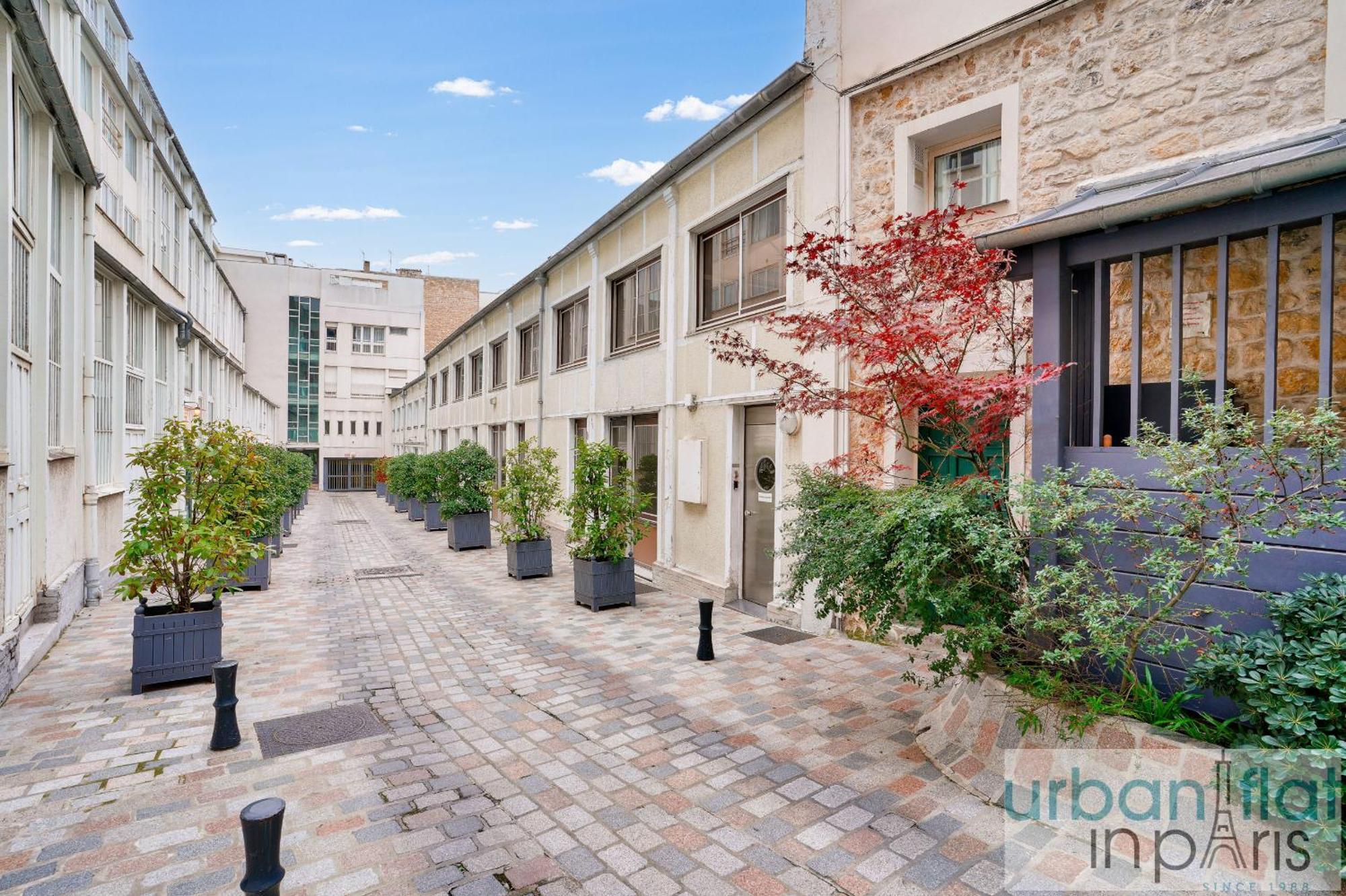 33 - Flat Av Des Champs-Elysees ปารีส ภายนอก รูปภาพ