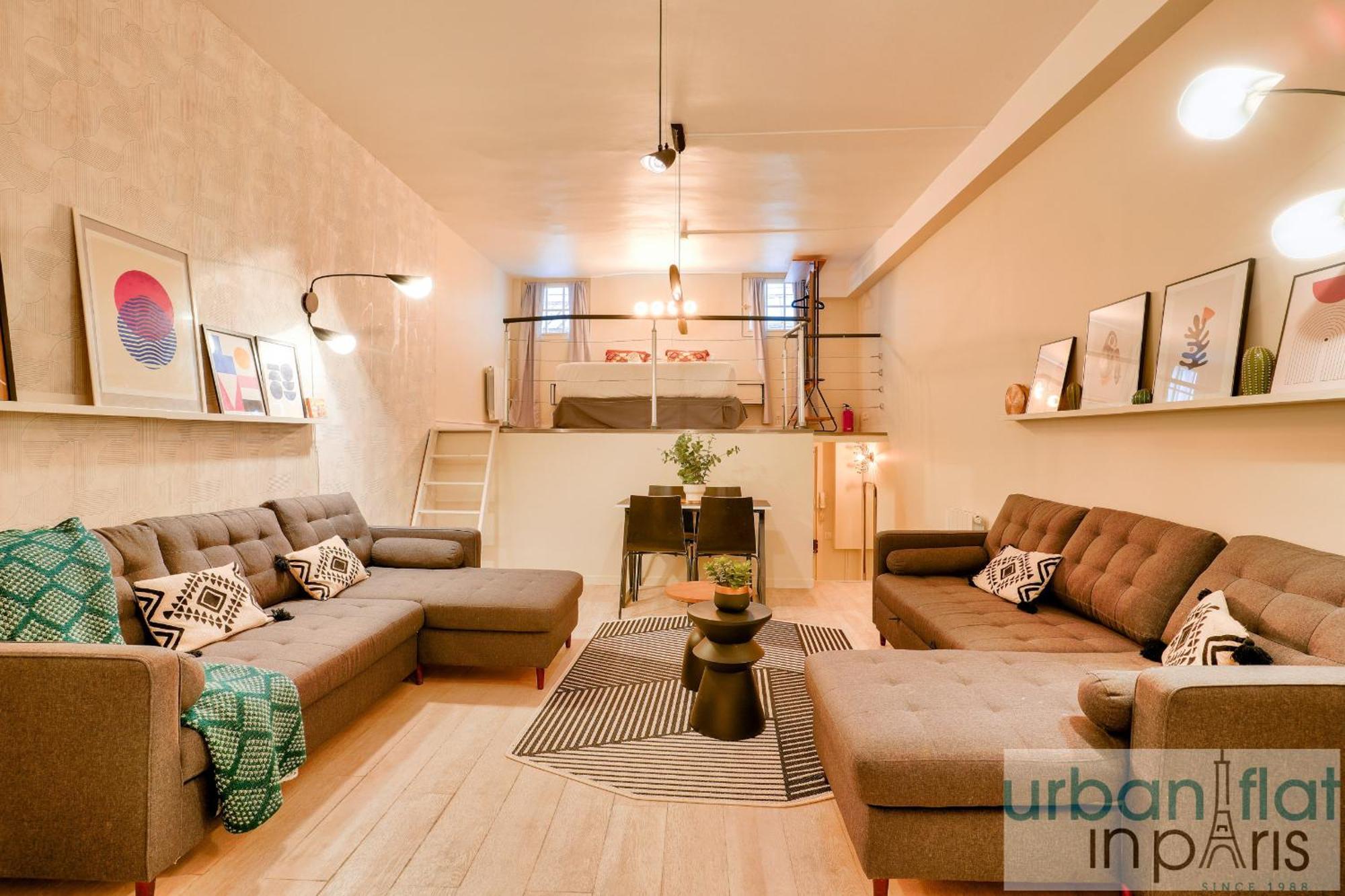 33 - Flat Av Des Champs-Elysees ปารีส ภายนอก รูปภาพ