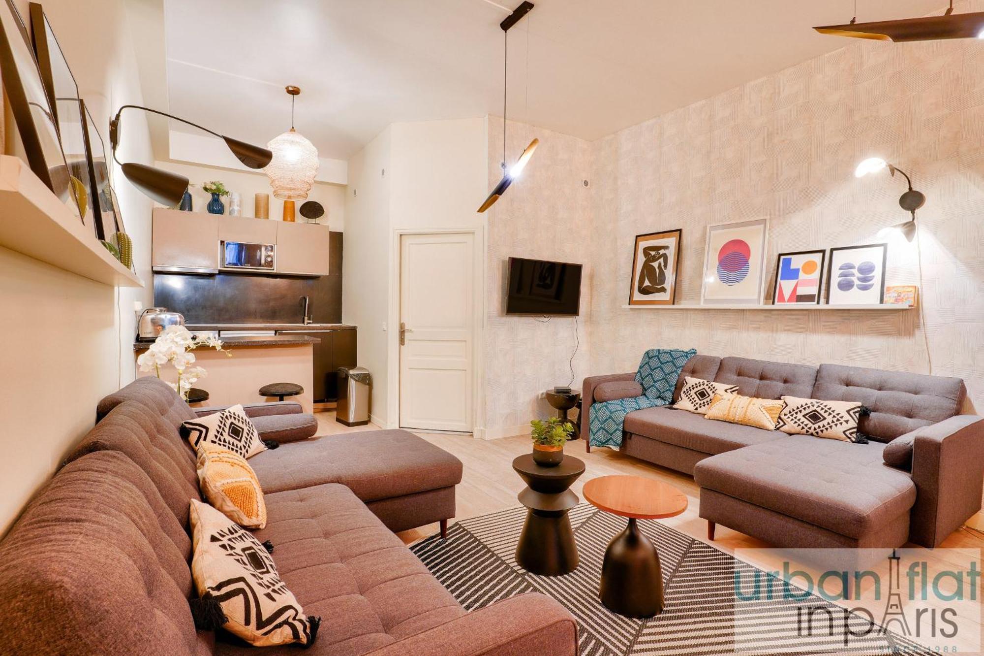 33 - Flat Av Des Champs-Elysees ปารีส ภายนอก รูปภาพ